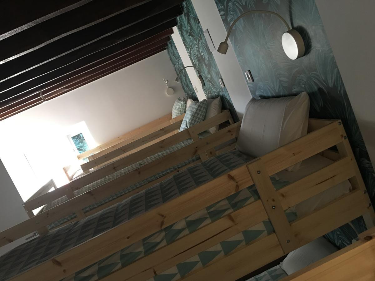 Хостел Cocos Surfhouse San Juan De La Arena Экстерьер фото